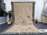 Itri - Tapis berbère sur mesure marron et noir – Tapis Zanafi kilim abstrait