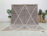 Arma – Tapis berbère sur mesure gris et blanc - Tapis Beni Ouarain géométrique