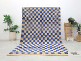 Insaf – Tapis berbère 196x292 bleu à carreaux - Tapis Boujaad Vintage