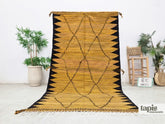 Jamal - Tapis Zanafi moutarde et noir - Tapis kilim berbère à losanges sur mesure
