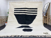Naila – tapis berbère beni ouarain blanc et noir 260 x 300 cm motif abstrait