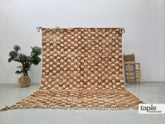 Qamra – Tapis berbère sur mesure marron et blanc damier - Tapis Beni Ouarain shaggy