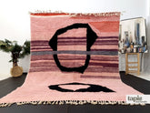 Rimaya – Tapis berbère sur mesure rose abstrait - Tapis Beni Ouarain fait main