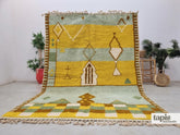Thiyya - Tapis berbère sur mesure vert et jaune - Tapis Beni Ourain abstrait