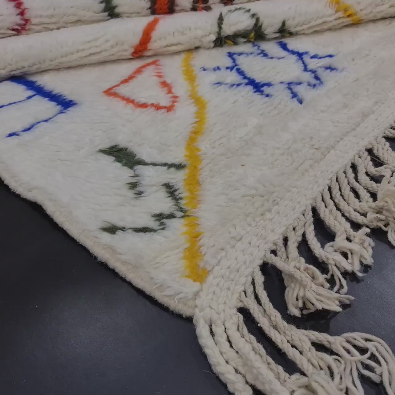 Aria - Tapis berbère 205x307 multicolore - Tapis Azilal à symboles amazighs