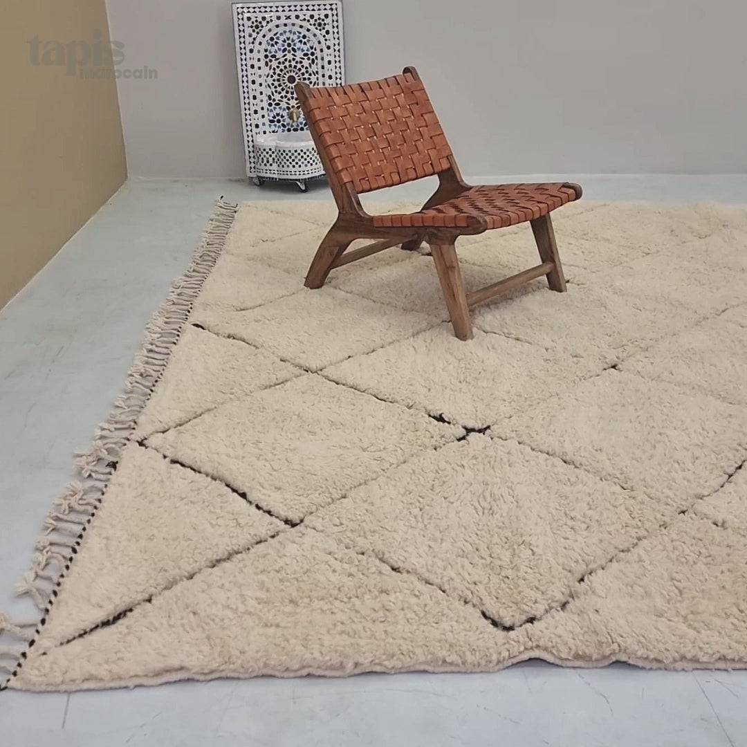 Tiffa - Tapis Beni Ourain noir et blanc à losanges - tapis berbère marocain en laine naturelle